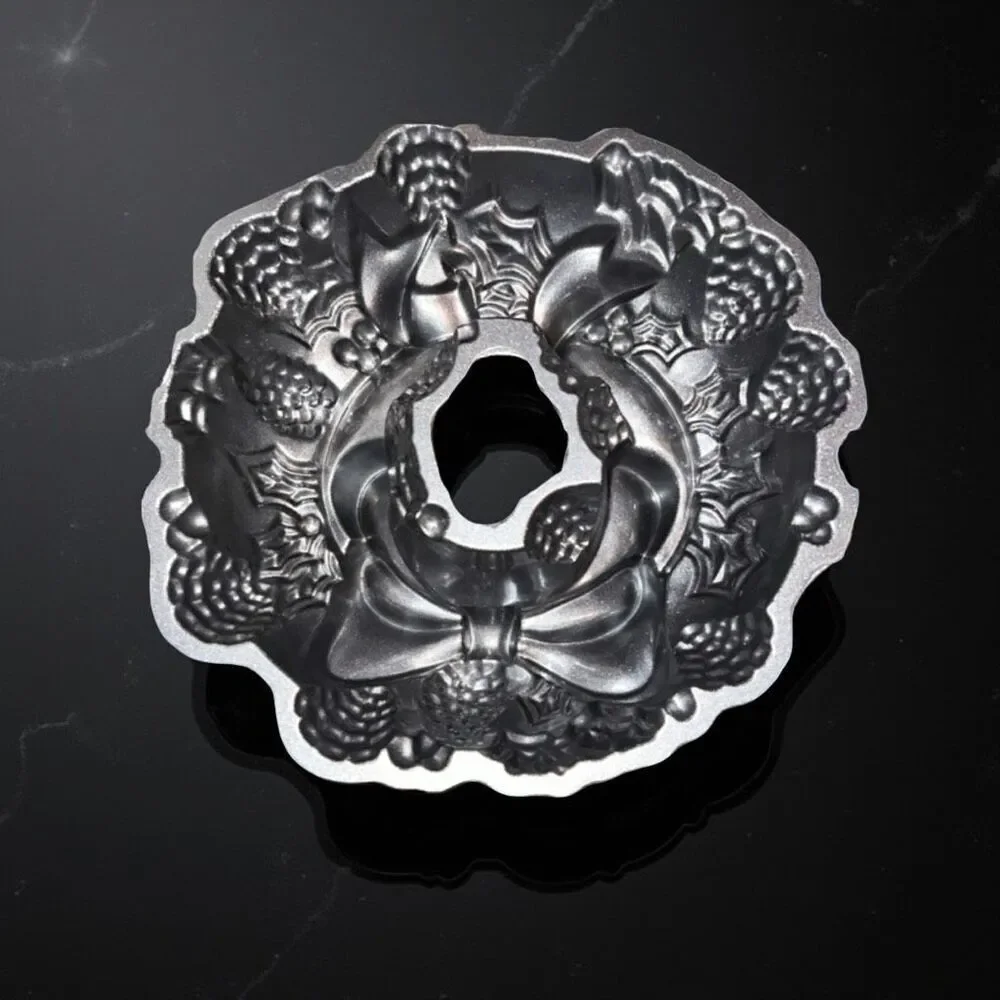 Nordic Ware Holiday Wreath Silver Cake Pan